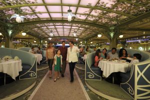 Disney Fantasy - Enchanted Garden