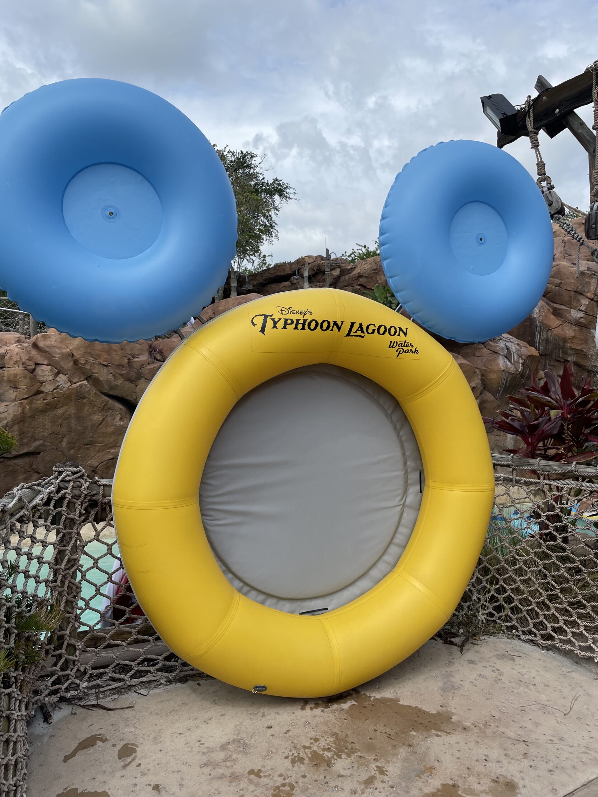 Bouée Disney Némo piscine enfant pas cher 